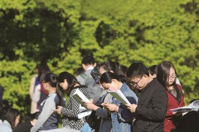 2021国考开考啦！超157万人报名过审，笔试成绩查询在什么时候呢？