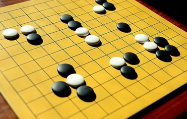 围棋是执黑先走，还是执白先走？