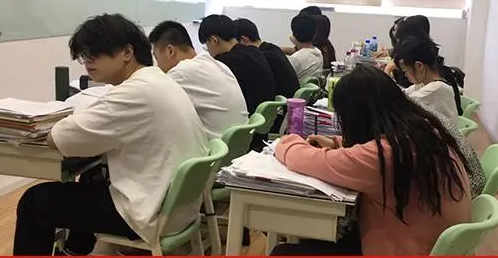 高考补习学校那家好