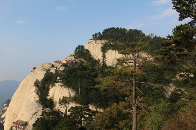 “寿比南山”一词中的“南山”是指哪里？