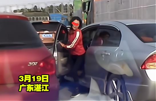 广东一女子忘拉手刹闺蜜帮踩油门致连环撞车，你怎么看？