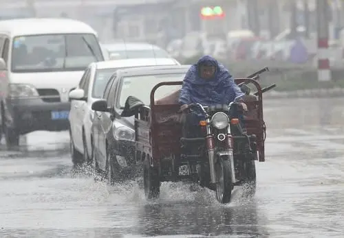 河南新乡2小时降水量超过郑州最大2小时降水量，当地采取了哪些举措？