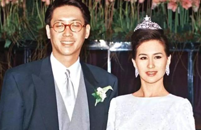 许晋亨老婆不是李嘉欣吗？他和何超琼什么关系？