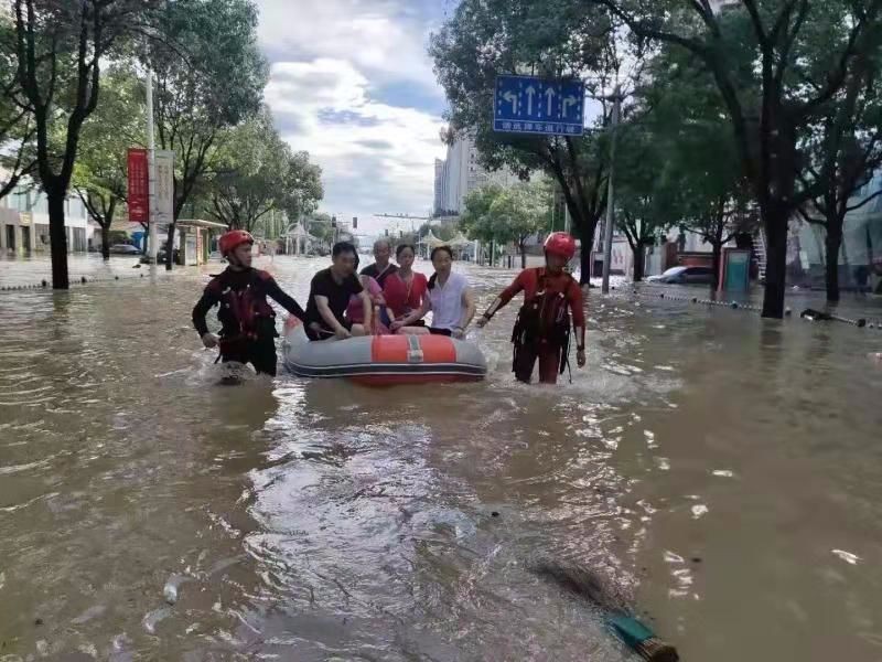 “利奇马”减弱为热带风暴级，为何风雨没有减弱的趋势？