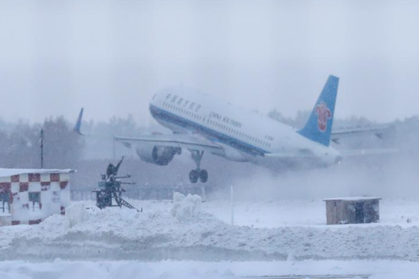 沈阳强降雪持续近40个小时，沈阳桃仙机场再次关闭，你如何看待这件事？