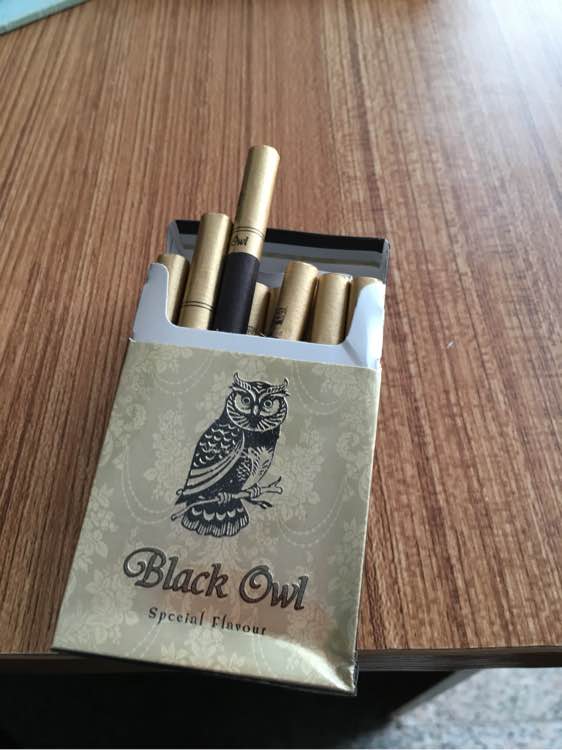 越南black owl黑猫头鹰香烟多少钱一条？