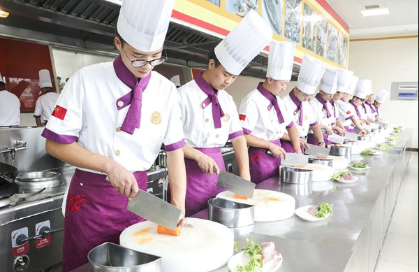 新东方烹饪学校学费表一年多少学费