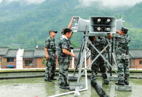 防空警报为什么全城都能听见！是只有一个出声点还是有多个啊！